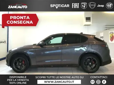 Usata Alfa Romeo Stelvio Veloce 209 CV (153 kW) 2025 Grigio SUV