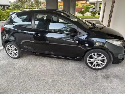 Usata Mazda 2 Inclusive 84 CV (61 kW) 2010 Utilitaria