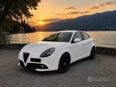 Usata Alfa Romeo Giulietta 120 CV (88 kW) 2018 Bianco Utilitaria