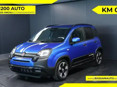 Nuova Fiat Panda Cross 65 CV (47 kW) 2025 Blu Utilitaria