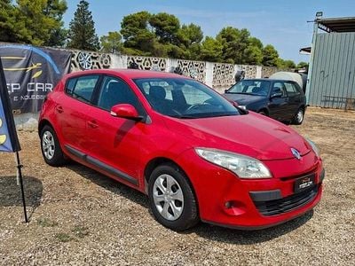 Brugt Renault Mégane 90 HK (66 kW) 2009 Rød Sedan