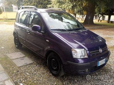 Usata Fiat Panda Dynamic 69 CV (50 kW) 2011 Lilla Utilitaria