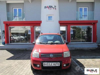 Usata Fiat Panda 4x4 Climbing 60 CV (44 kW) 2004 Rosso Utilitaria