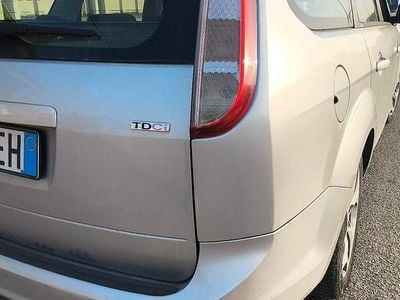 Usata Ford Focus Style 2010 Grigio Station wagon