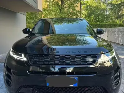 Usata Land Rover Range Rover evoque 160 CV (117 kW) 2022 Nero SUV