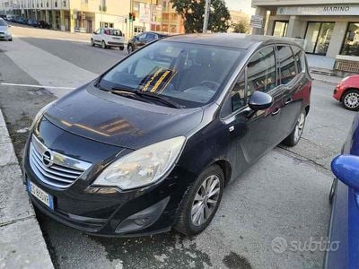 Usata Opel Meriva 120 CV (88 kW) 2013 Nero Monovolume