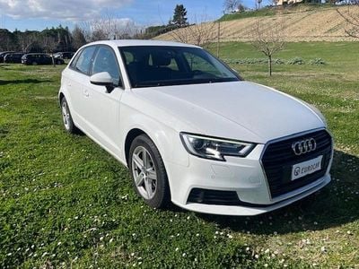 Usata Audi A3 Business 116 CV (85 kW) 2018 Bianco Berlina