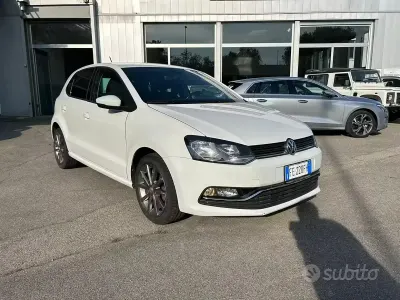 Usata VW Polo Comfortline 90 CV (66 kW) 2017 Bianco Berlina