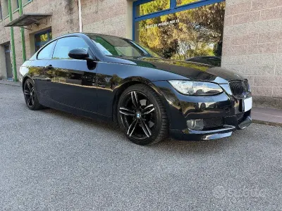 Usata BMW 320 177 CV (130 kW) 2007 Nero Coupé