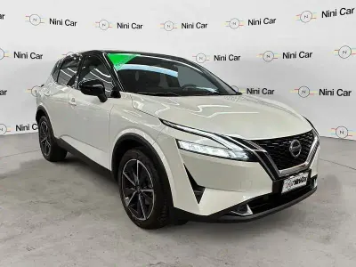 Usata Nissan Qashqai Tekna 158 CV (116 kW) 2022 Bianco SUV