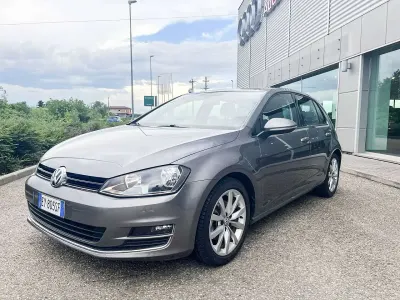 Brugt VW Golf VII Highline 110 HK (80 kW) 2015 Grøn Sedan