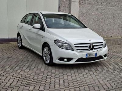 Usata Mercedes B180 Executive 122 CV (89 kW) 2012 Bianco Monovolume