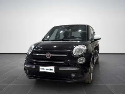 Begagnad Fiat 500L Lounge 95 HK (69 kW) 2018 Svart Minibuss