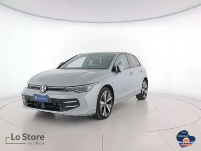 Usata VW Golf VIII Edition 204 CV (150 kW) 2025 Dolomite silver metallizzato Berlina