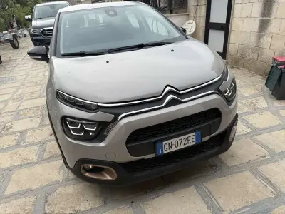 Usata Citroën C3 PureTech 83 CV (61 kW) 2023 Utilitaria