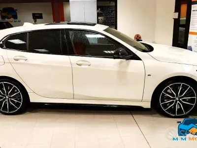 Usata BMW M135 Comfort Edition 306 CV (225 kW) 2024 Bianco Utilitaria