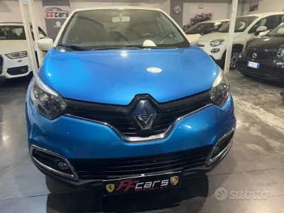 Usata Renault Captur Intens 90 CV (66 kW) 2017 Blu SUV
