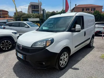 Usata Fiat Doblò 120 CV (88 kW) 2018 Bianco Monovolume