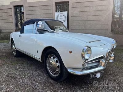 Usata Alfa Romeo Giulia Spider 1960 Bianco Cabrio