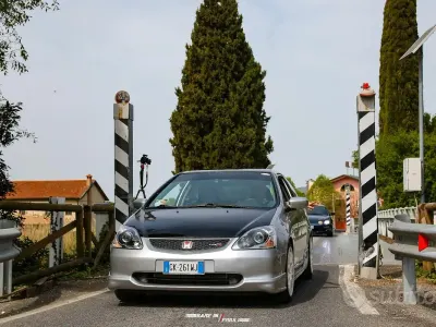 Usata Honda Civic Type R 200 CV (147 kW) 2002 Grigio Berlina