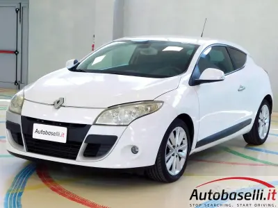 Usata Renault Mégane Coupé Luxe 110 CV (80 kW) 2009 Bianco Coupé