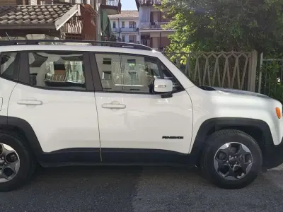 Gebraucht Jeep Renegade Longitude 120 PS (88 kW) 2017 Weiß SUV