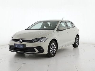 Usata VW Polo Life 95 CV (69 kW) 2023 Grigio Utilitaria