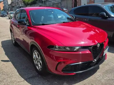 Usata Alfa Romeo Tonale Sprint 131 CV (96 kW) 2022 Rosso SUV