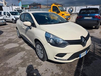 Usata Renault Clio IV Life 90 CV (66 kW) 2018 Beige Berlina