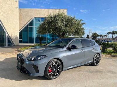Nuevo BMW 118 M Sport 150 CV (110 kW) 2025 Gris Utilitario