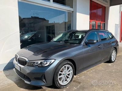 Usata BMW 320 Advantage 190 CV (139 kW) 2020 Grigio Station wagon