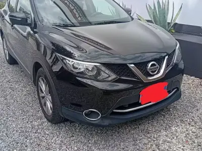 Usata Nissan Qashqai Acenta Premium 116 CV (85 kW) 2014 Nero SUV