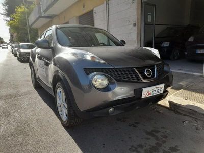 Usata Nissan Juke Tekna 110 CV (80 kW) 2011 Argento SUV