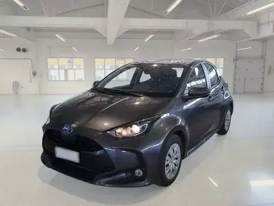 Usata Toyota Yaris Business Edition 92 CV (67 kW) 2023 Utilitaria
