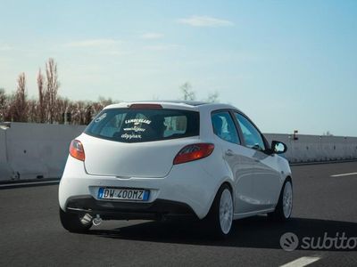 usata Mazda 2 Neopatentato