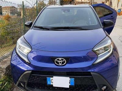 Usata Toyota Aygo X Lounge 72 CV (52 kW) 2023 Blu/azzurro SUV