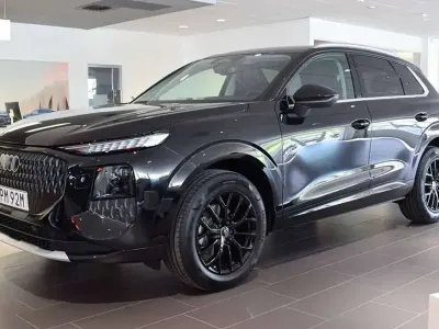 Nuova Audi Q3 Advanced 150 CV (110 kW) 2026 Nero SUV