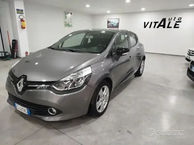 Usata Renault Clio IV 75 CV (55 kW) 2014 Grigio Berlina