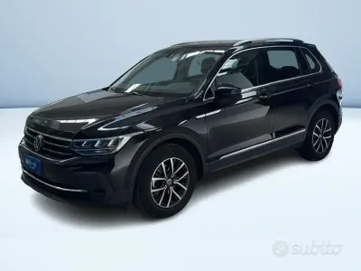 Usata VW Tiguan Life 150 CV (110 kW) 2022 Nero SUV