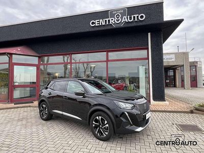 Usata Peugeot 2008 Allure 131 CV (96 kW) 2022 Nero perla SUV