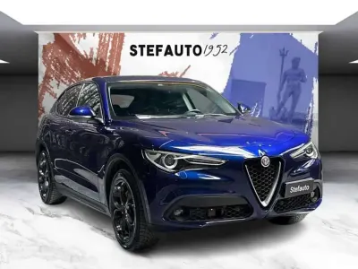 Usata Alfa Romeo Stelvio Ti 209 CV (153 kW) 2019 Blu SUV