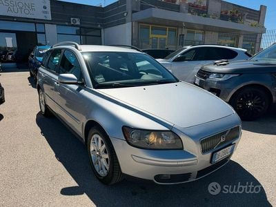 Usata Volvo V50 Summum 136 CV (100 kW) 2006 Grigio Station wagon