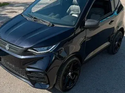 Begagnad Aixam City Sport 2023 Svart Halvkombi