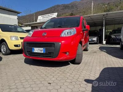 Begagnad Fiat Qubo Trekking 77 HK (56 kW) 2011 Röd Minibuss