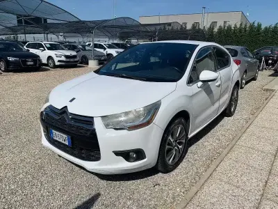 Usata DS Automobiles DS4 Chic 111 CV (81 kW) 2012 Bianco Berlina
