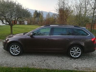 Usata Skoda Octavia 105 CV (77 kW) 2015 Utilitaria