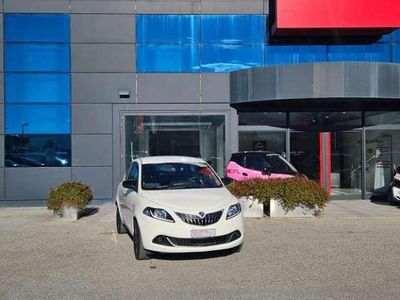 Usata Lancia Ypsilon S 69 CV (50 kW) 2023 Bianco Utilitaria