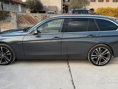 Usata BMW 320 Sport Line 184 CV (135 kW) 2014 Grigio Station wagon