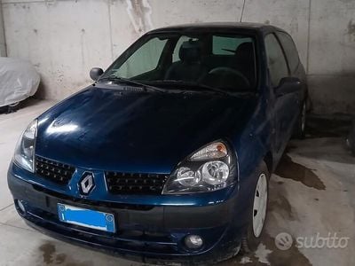 Renault Clio II