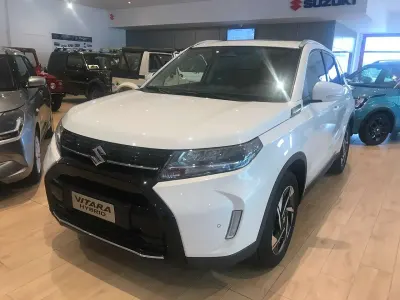 Nuova Suzuki Vitara 102 CV (75 kW) 2026 Bianco SUV